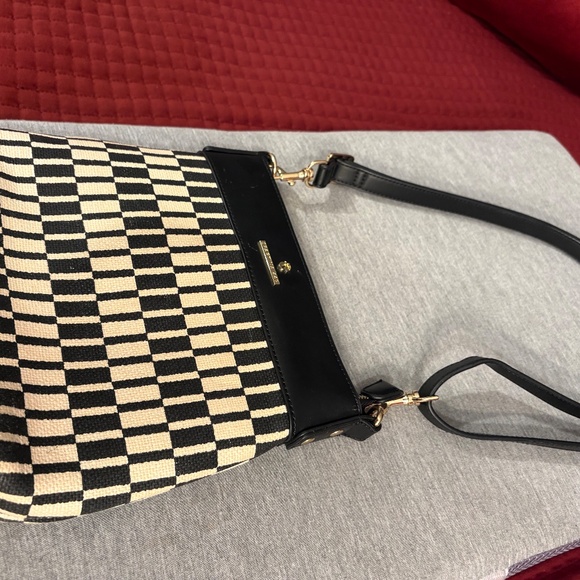 Spartina Crossbody Bag - Picture 5 of 11